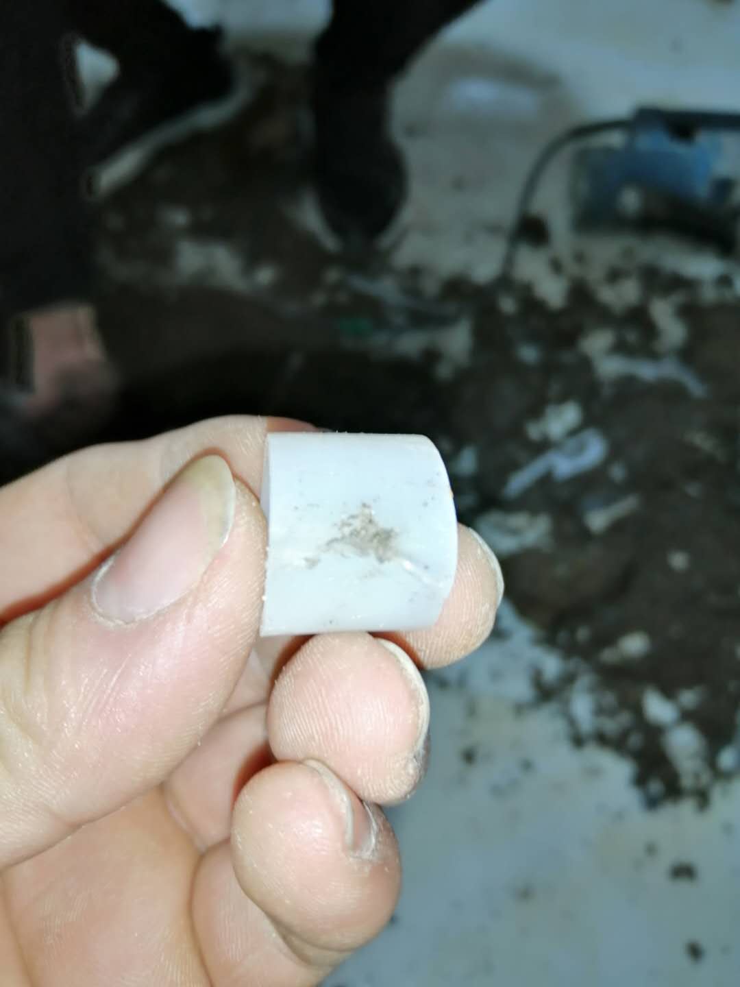 宜春家里地暖漏水了怎么办？